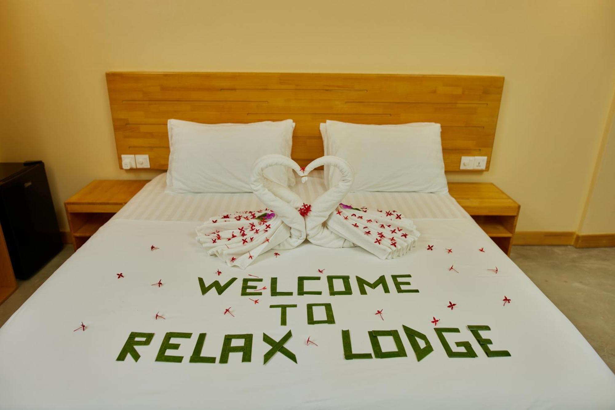Relax Lodge Thoddoo Exterior photo