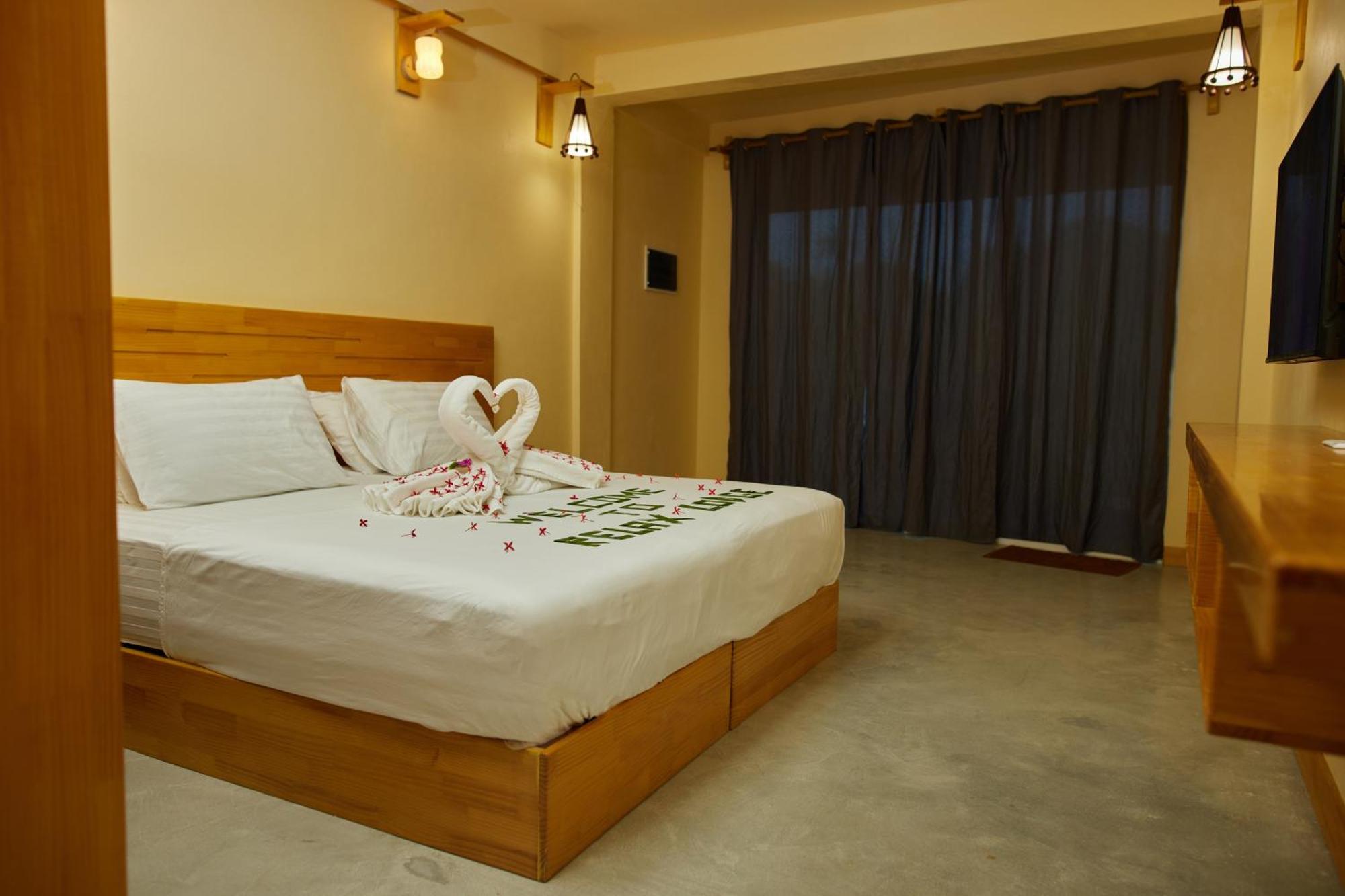 Relax Lodge Thoddoo Exterior photo